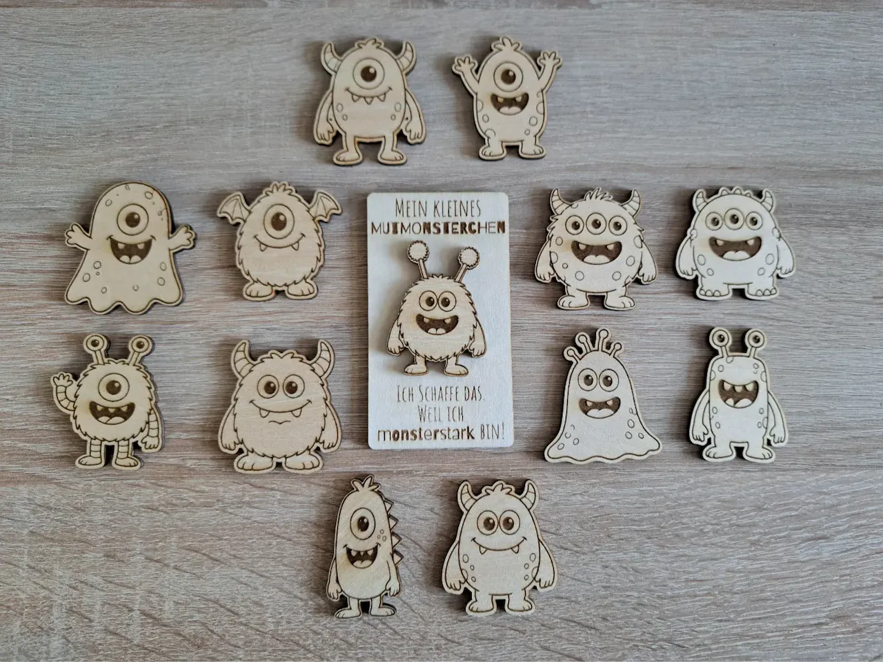 [Laser cut and engrave] Holzfiguren Set mit Mutmonstern und aufmunterndem Spruch für Kinder