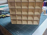 [Laser cut and engrave] un casier de 25 bobines de fil a broder