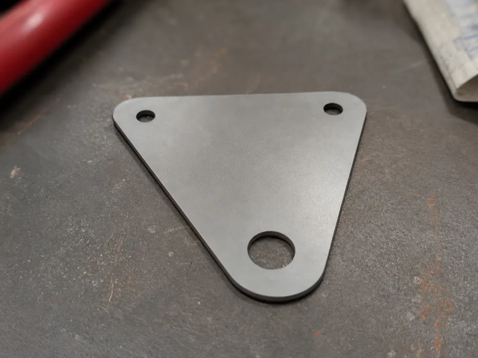 [Laser cut and engrave] Triangular metal mounting bracket with three holes