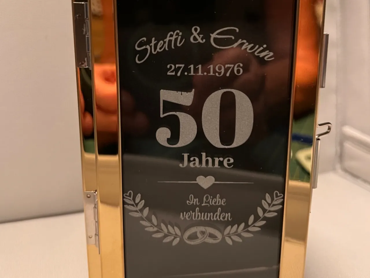 [Laser cut and engrave] Goldene Hochzeit Laterne mit Gravur für Steffi und Erwin