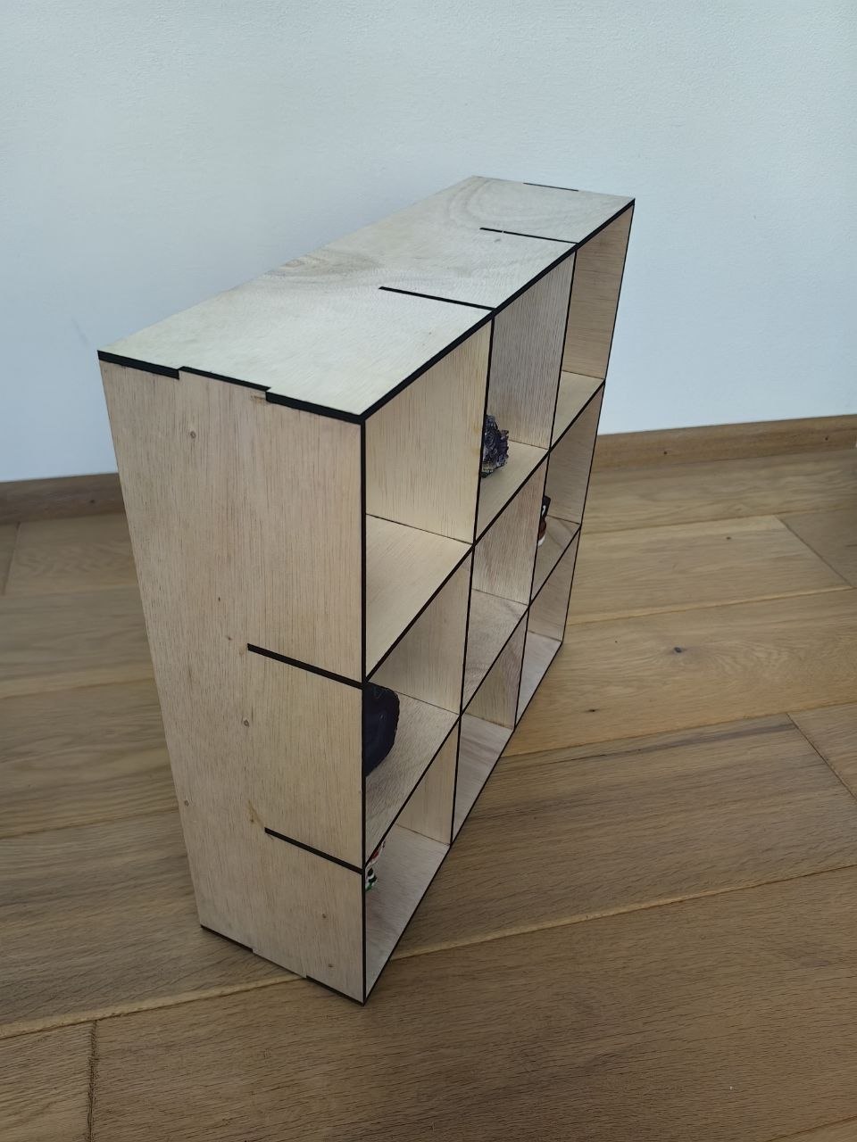 [Laser cut and engrave] Wooden Nine-Compartment Desktop Display Shelf for Collectibles
