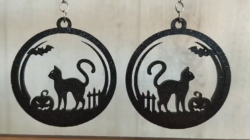 [Laser cut and engrave] Boucles d'oreilles rondes avec motif de chat noir pour Halloween