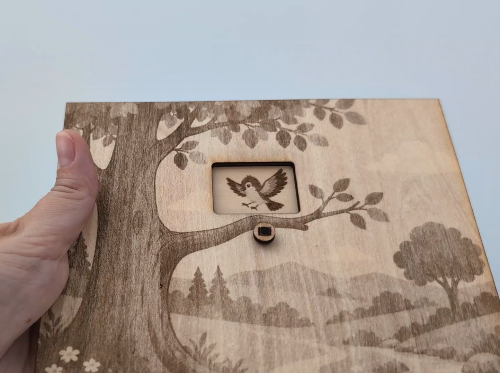 [Laser cut and engrave] Pájaro en movimiento