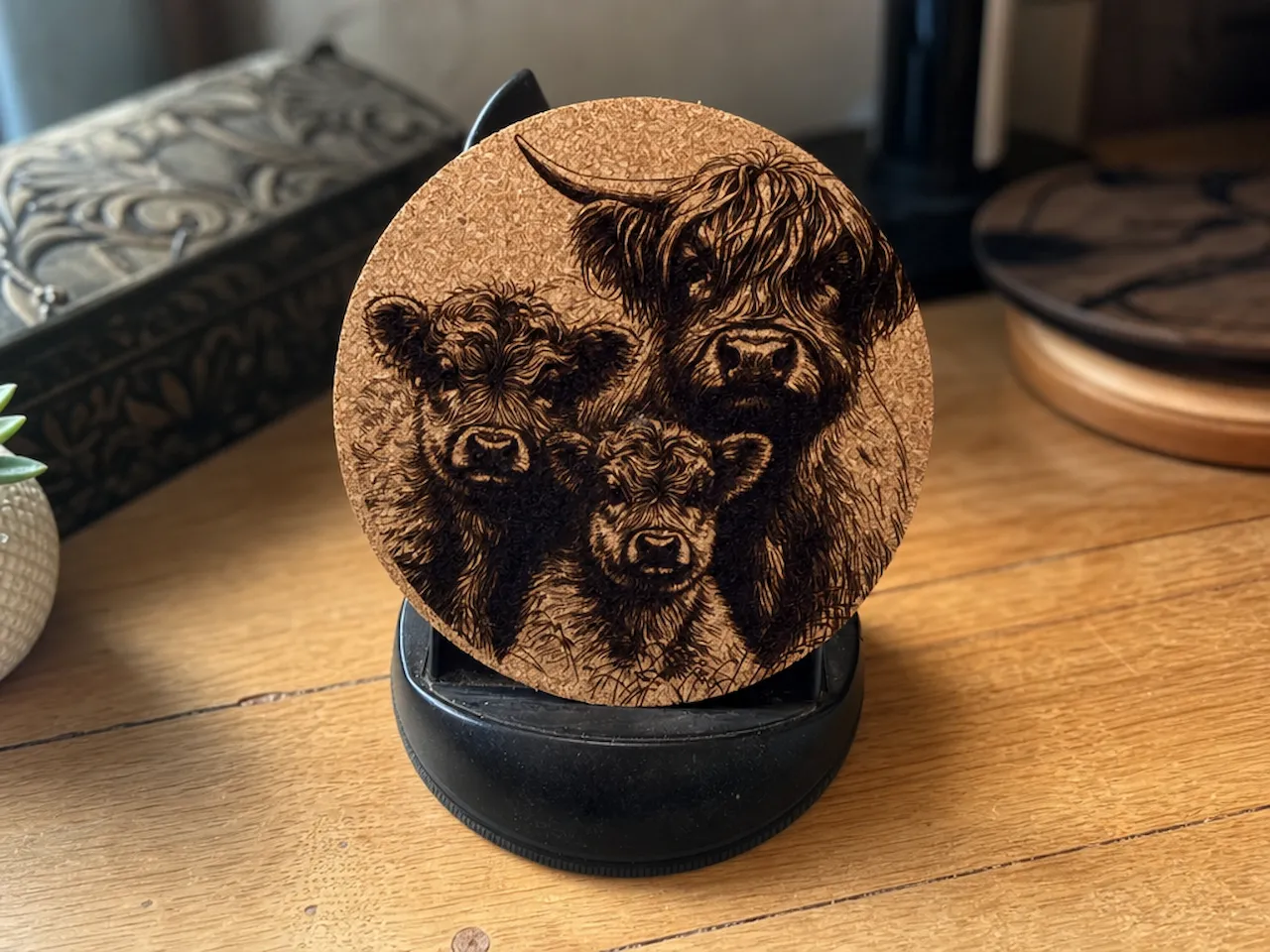 [Laser cut and engrave] Round Cork Coaster Featuring Highland Cow Family Portrait