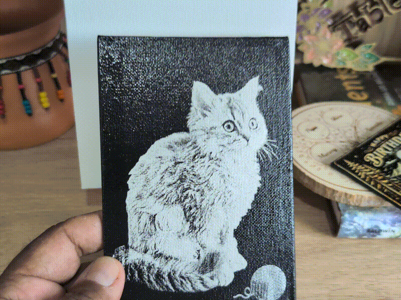 Black-Painted Canvas Cat Portrait Engraving