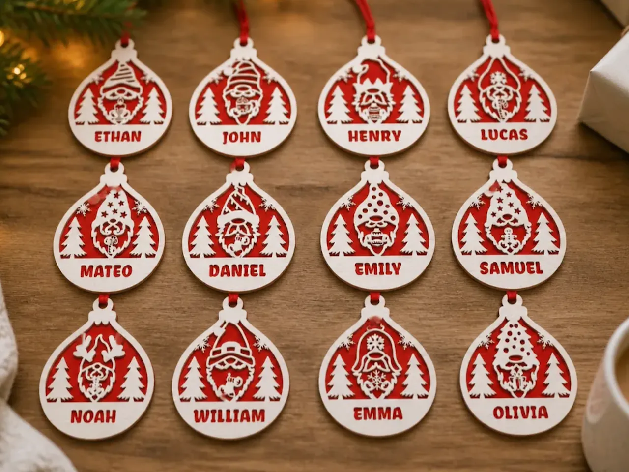 [Laser cut and engrave] Personalized Gnome Christmas Ornament with Tree Motif