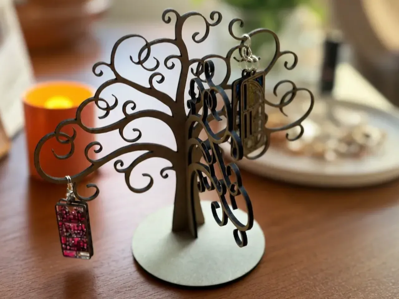 [Laser cut and engrave] Schmuckständer in Baumform zur Aufbewahrung von Ohrringen und Ketten