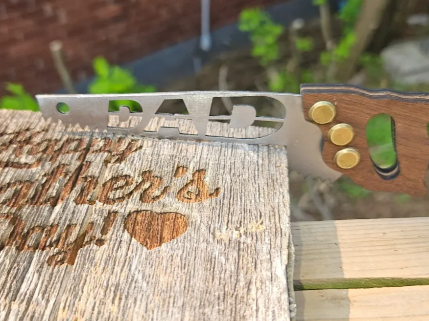 Dad wood saw