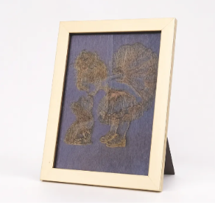 [Laser cut and engrave] Tableau encadré représentant une petite fille et son chien