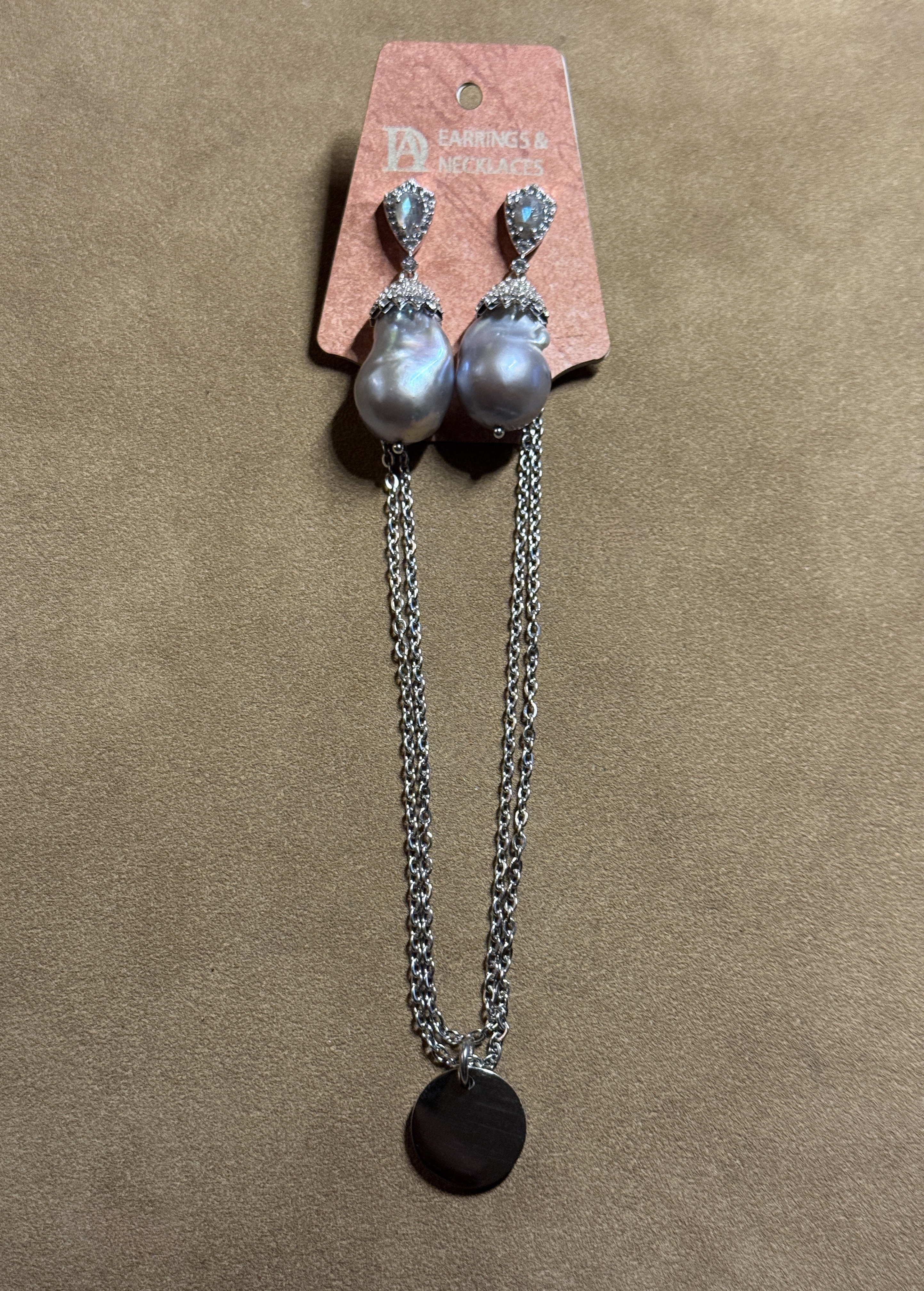Earring & Necklace Display Card instruction: step 2 - Fold & Glue