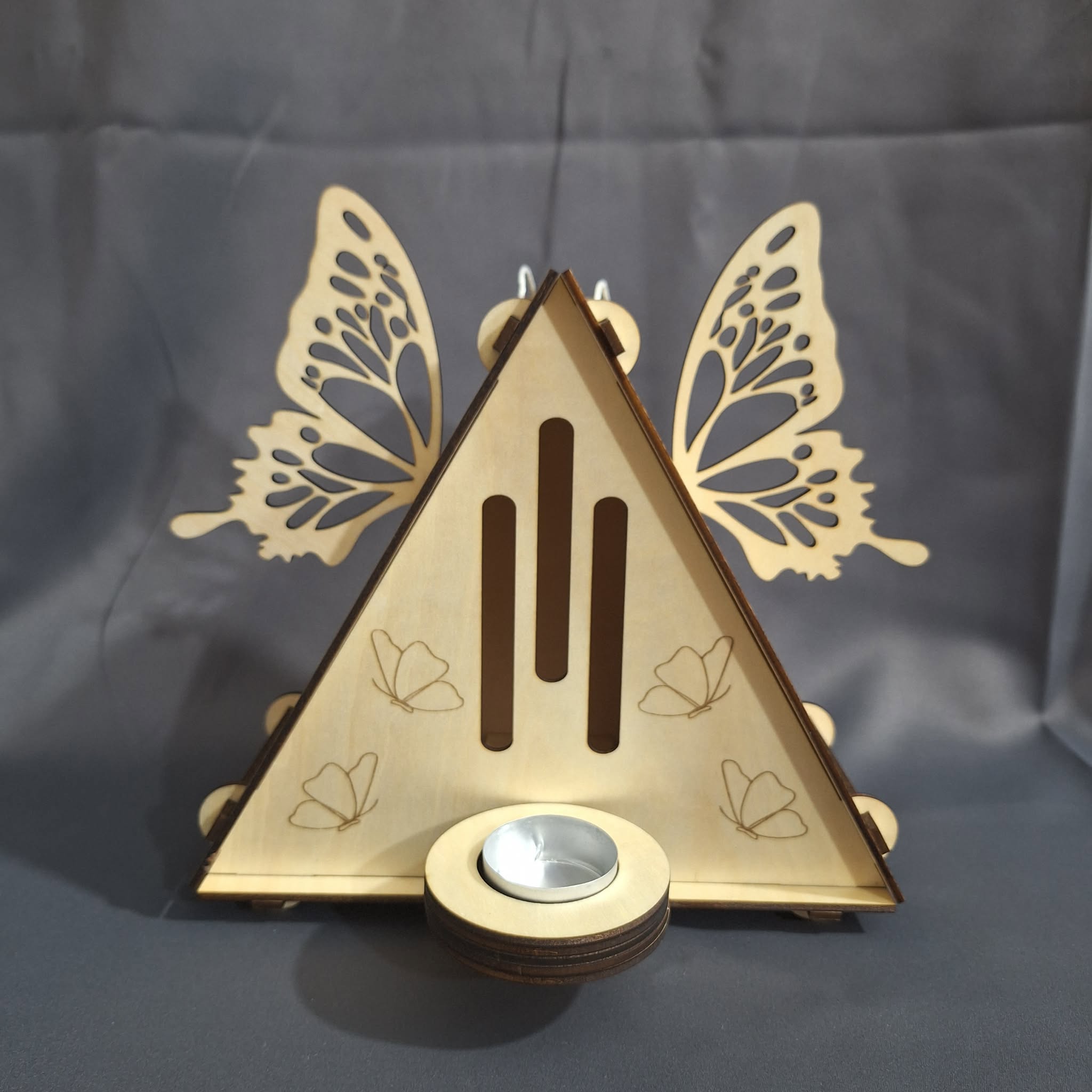 [Laser cut and engrave] La maison des papillons