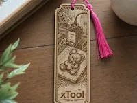 [Laser cut and engrave] Marque-page en bois avec motif d'ours en peluche et pompon rose