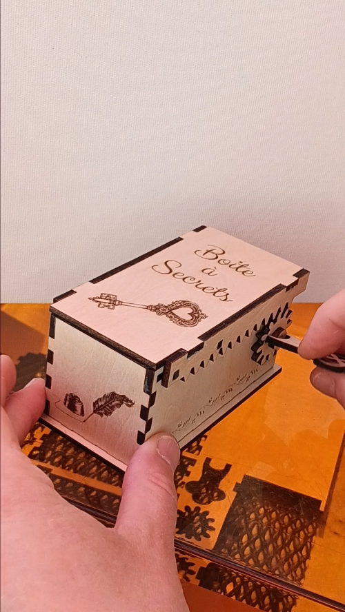 [Laser cut and engrave] Boite à secrets