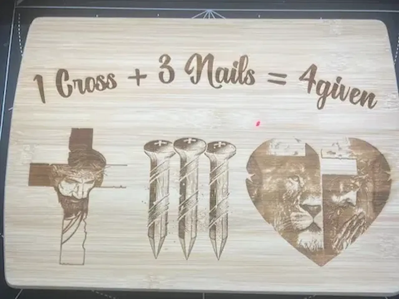[Laser cut and engrave] Bamboo Cutting Board with Religious Cross Nails and Lion Heart Art