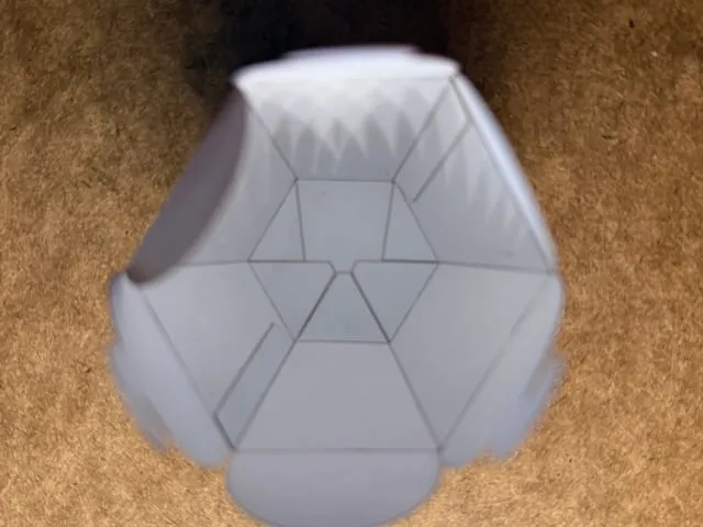 Tlačítková krabička instruction: step 3 - Přilepte ty záložky