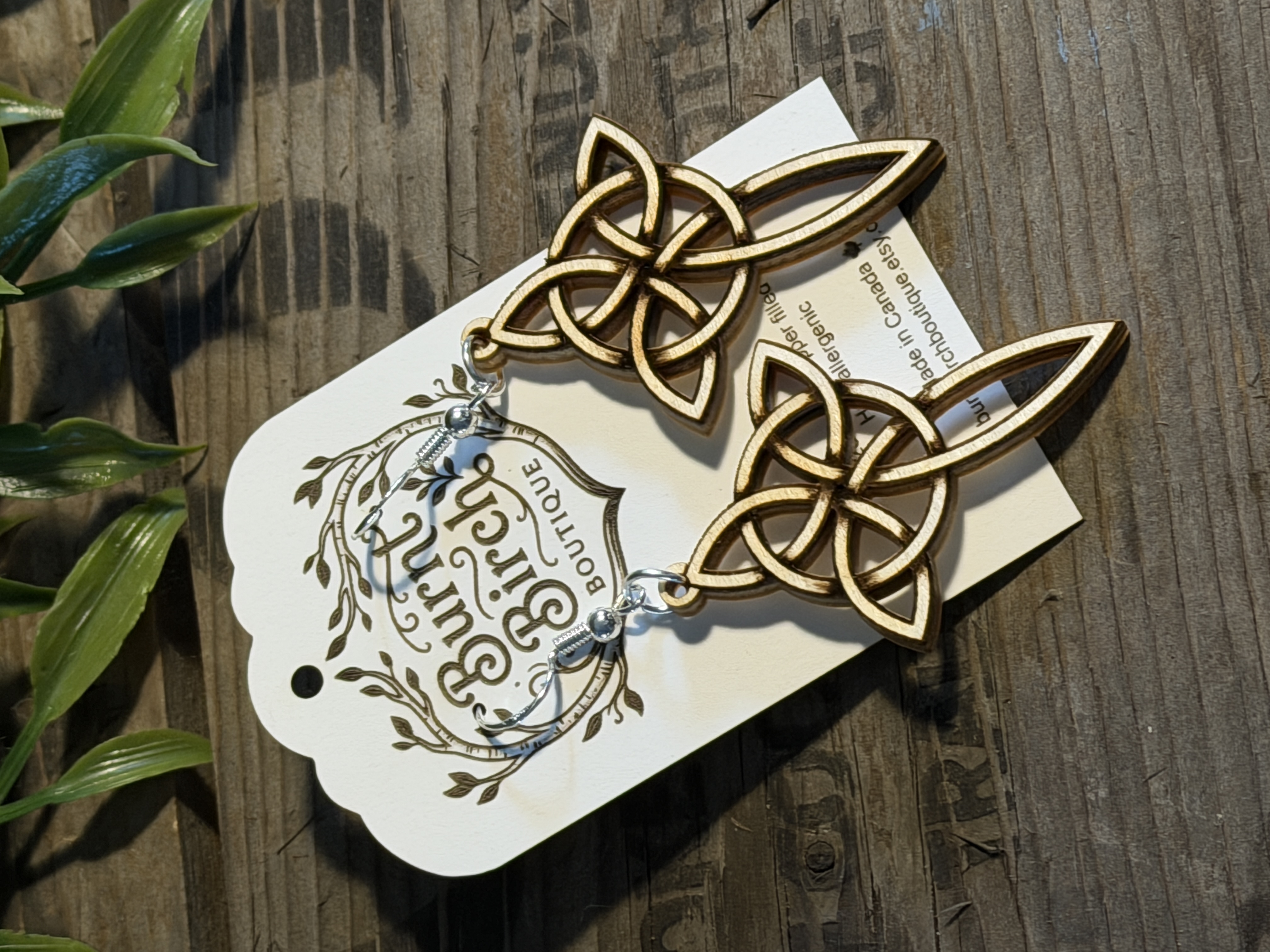 [Laser cut and engrave] Celtic Cross Dangle Earrings