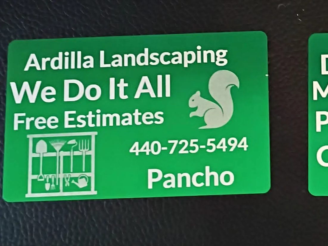 Business cards for a start up landscaper