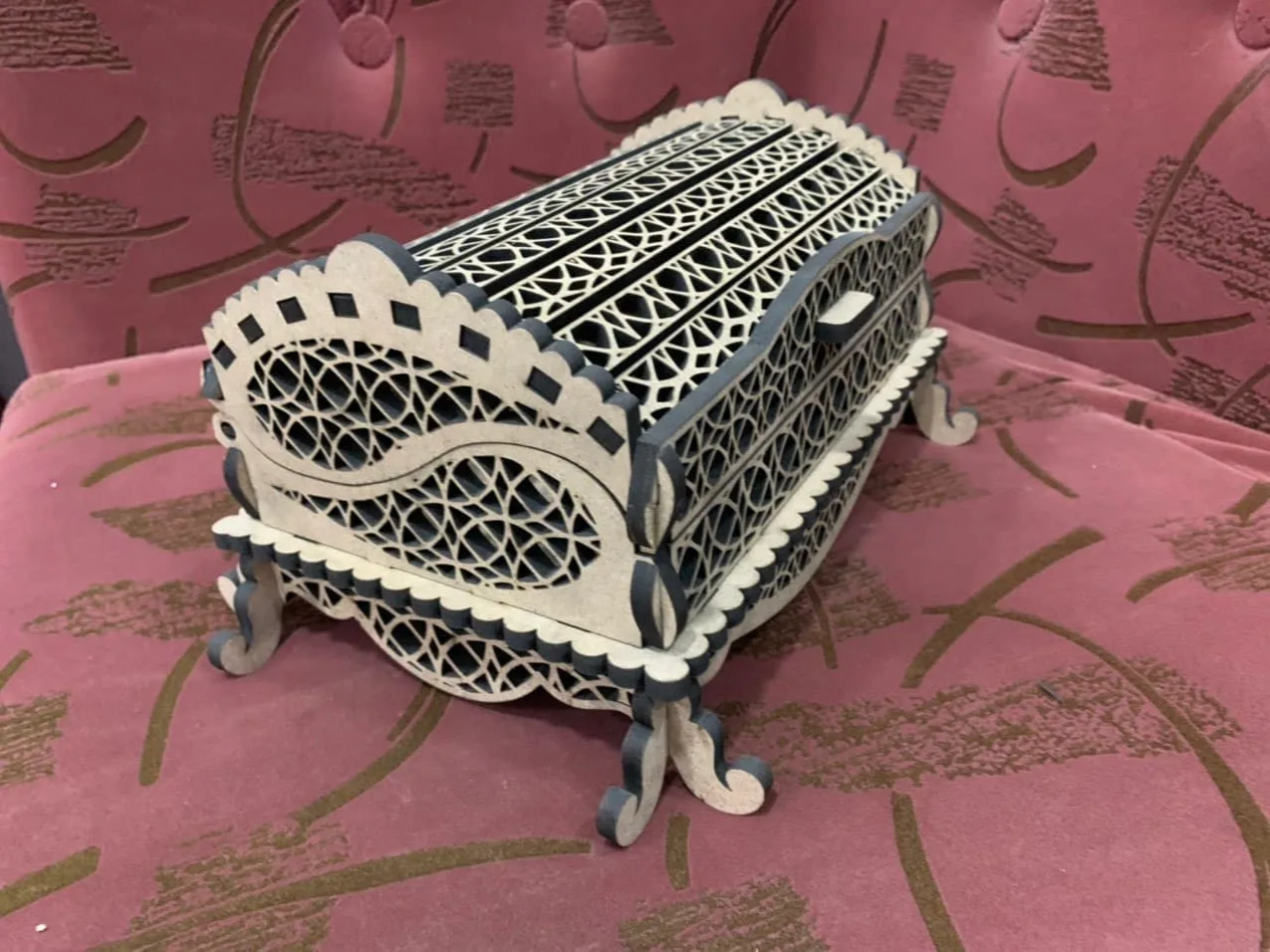 Ornate Decorative Keepsake Box with Intricate Lattice Pattern