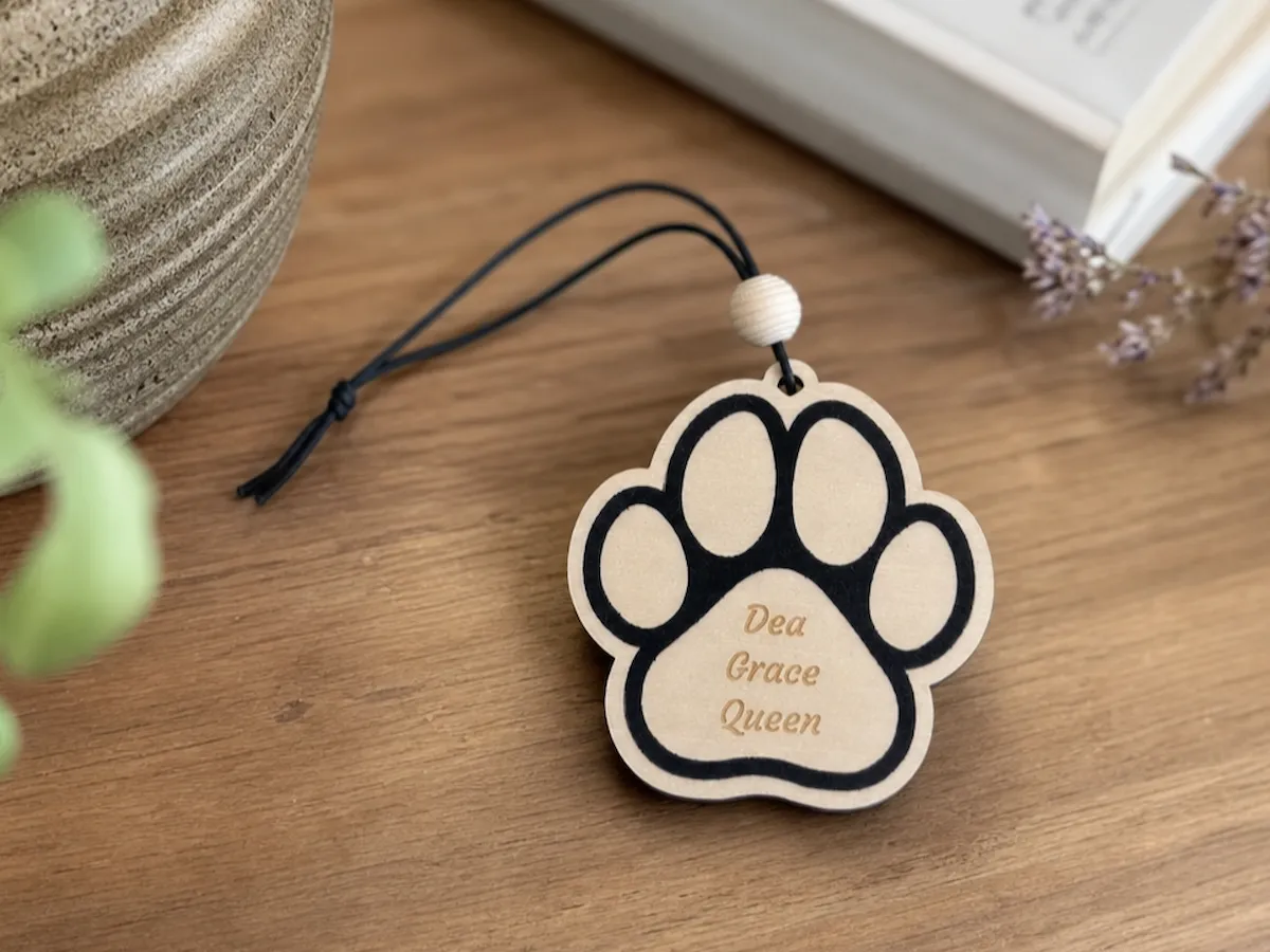 [Laser cut and engrave] Paws Car Air Freshener