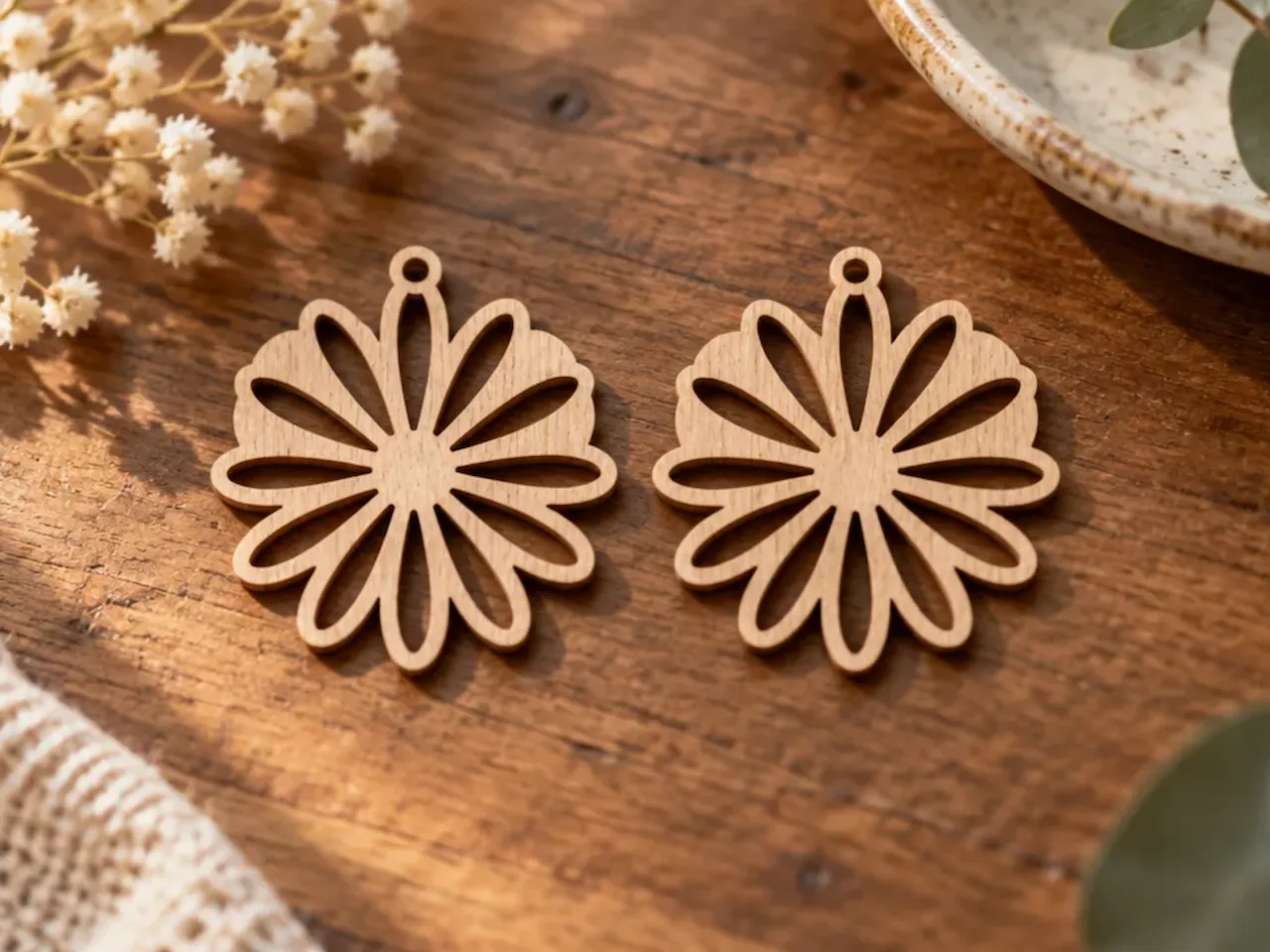 [Laser cut and engrave,Other] Flower Shaped Wooden Earring Pendants