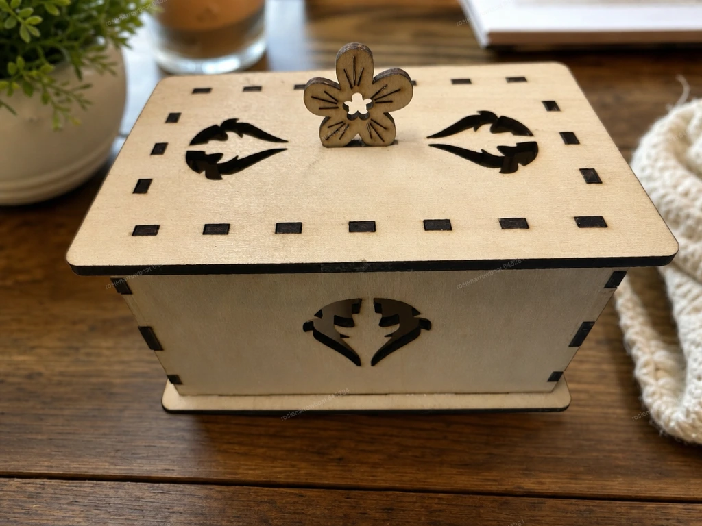 Wooden Keepsake Box with Flower Lid Handle