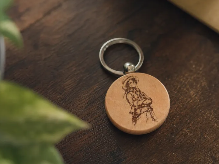 Porte-clés rond en bois avec illustration de Luffy One Piece