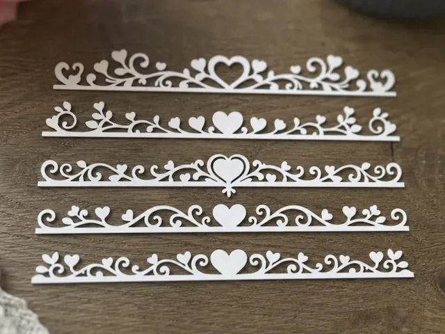 Heart and Scroll Pattern Decorative Border Strips