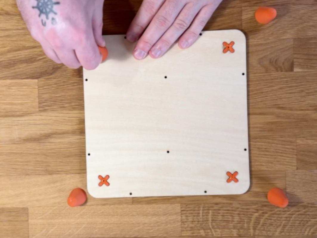 [Laser cut and engrave,Other] Logic-Based Arcade Game