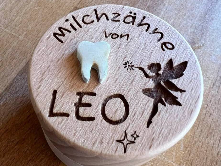 Milchzahndose aus Holz mit Zahnfee Motiv für Kinder