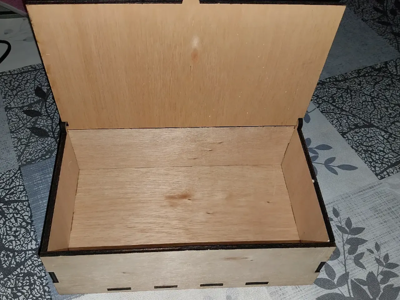 [Laser cut and engrave] Boîte de rangement rectangulaire en bois avec couvercle