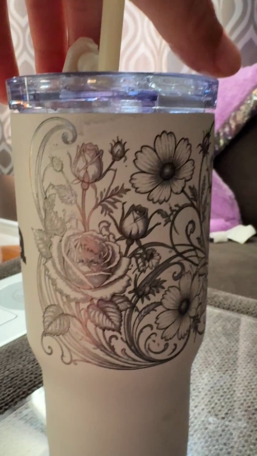 [Laser cut and engrave] White Tumbler Featuring Detailed Black Floral Illustration
