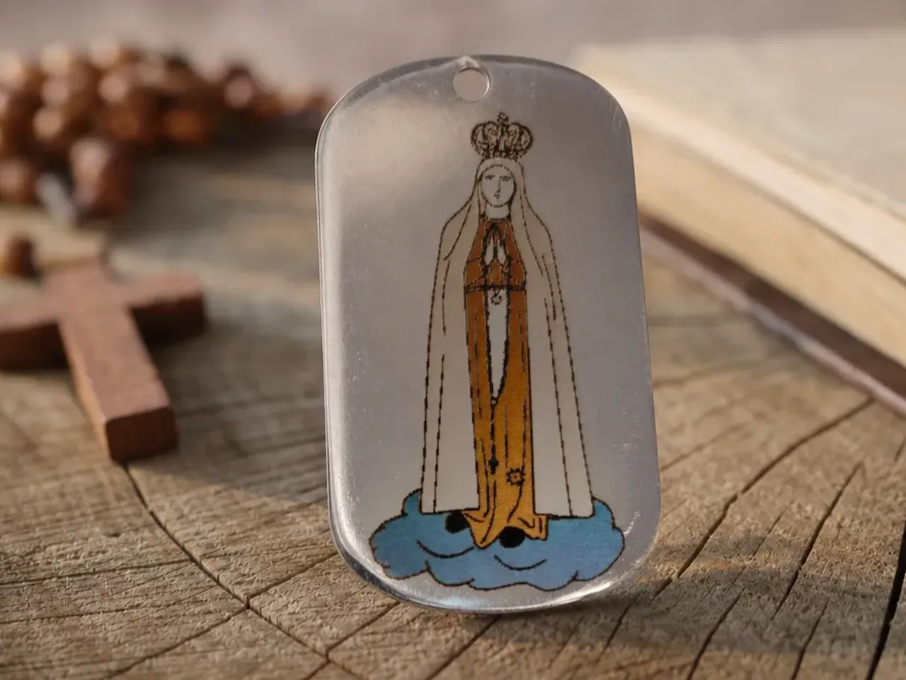 [Laser cut and engrave] Our Lady of Fatima Metal Pendant Necklace Charm