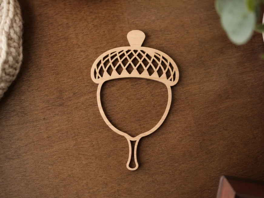 Acorn Shaped Wall Hanging for Autumn Home Decor