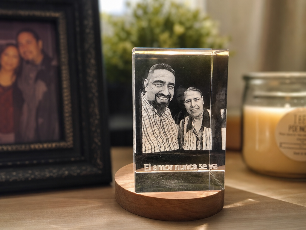 Personalized Glass Photo Block with El Amor Nunca Se Va Inscription