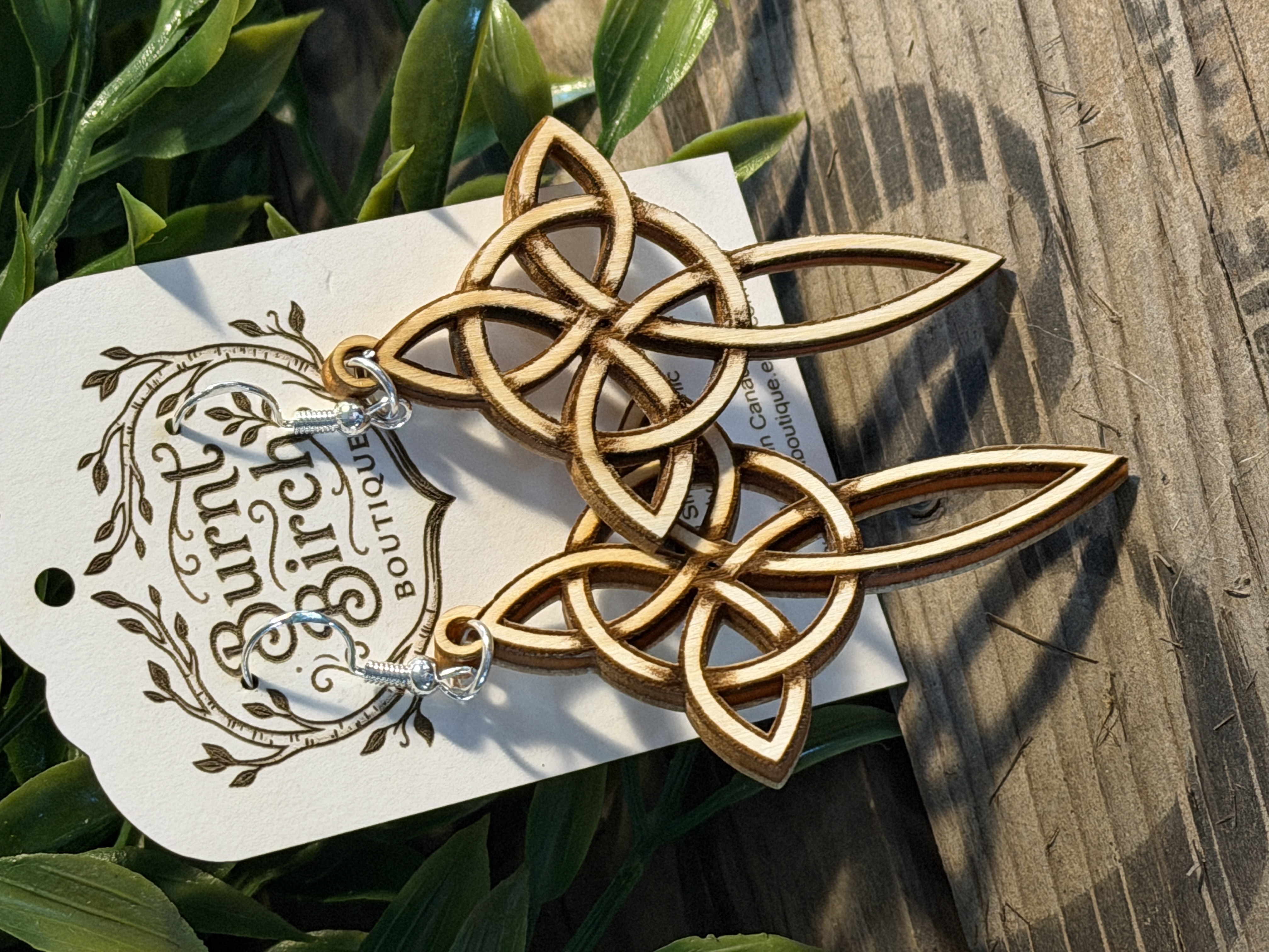 [Laser cut and engrave] Celtic Cross Dangle Earrings