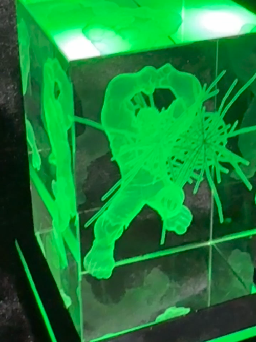 [Laser cut and engrave] Hulk 3D Crystal Cube with Green Glowing Light Base