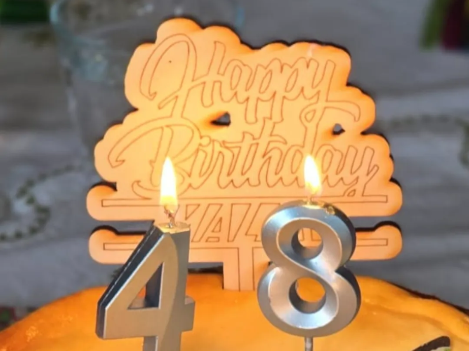 Happy Birthday Tortenstecker mit Zahl 48