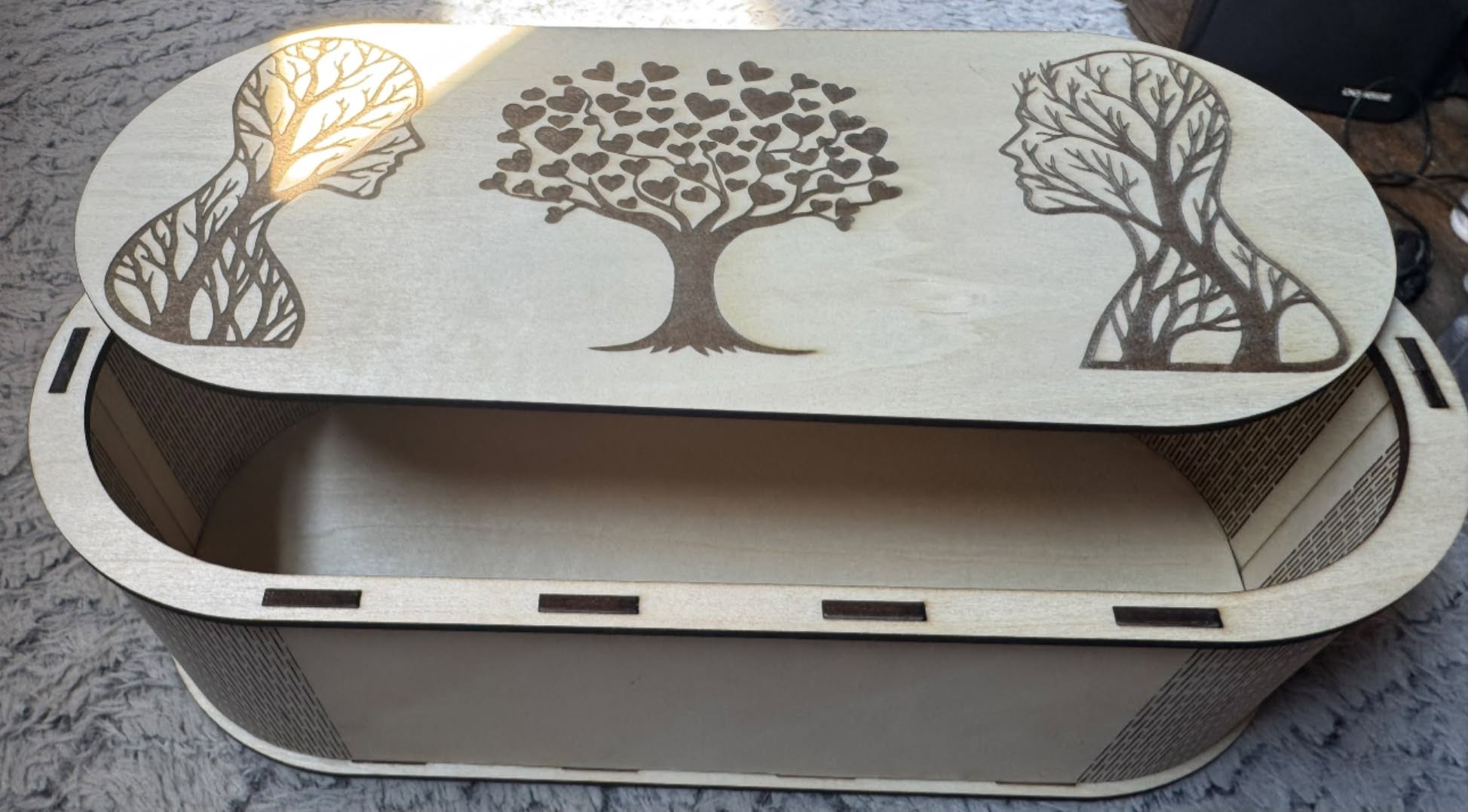 [Laser cut and engrave] Oval Wooden Keepsake Box with Tree of Life and Human Profile Art