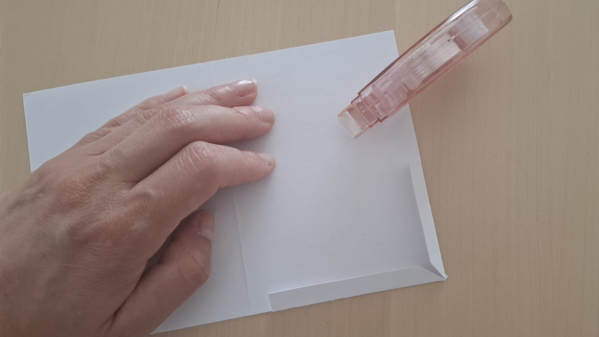 Happy Birthday greeting card with slot gift card with cake and balloons printed, cut out with foil instruction: step 4 - Glue the flap