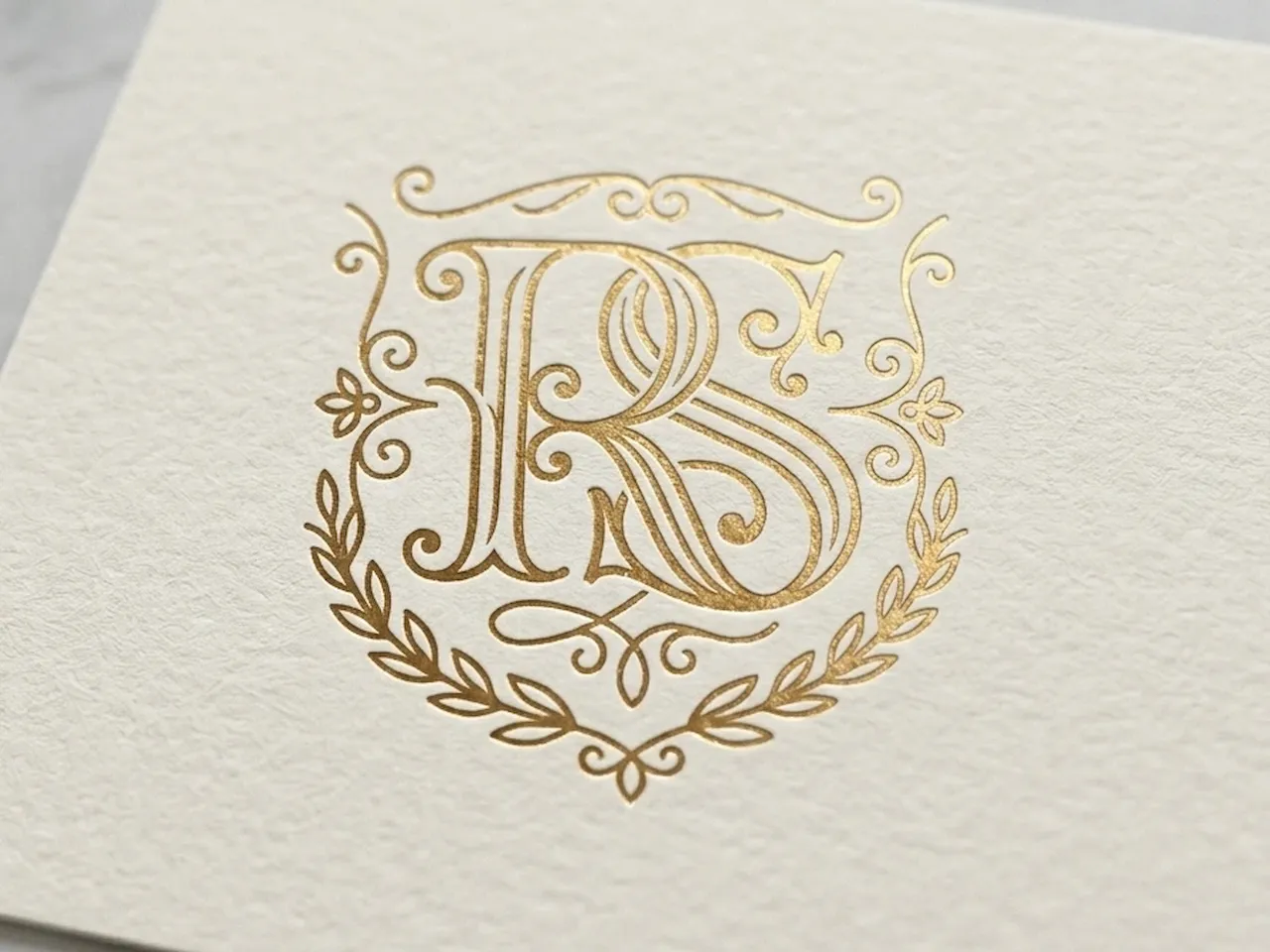 [Laser cut and engrave] RS Royal Crest Monogram – Heraldic R & S Couple Initials for Luxury Weddings, Invitations, Engraving, Laser Cut Signs & Elegant Décor