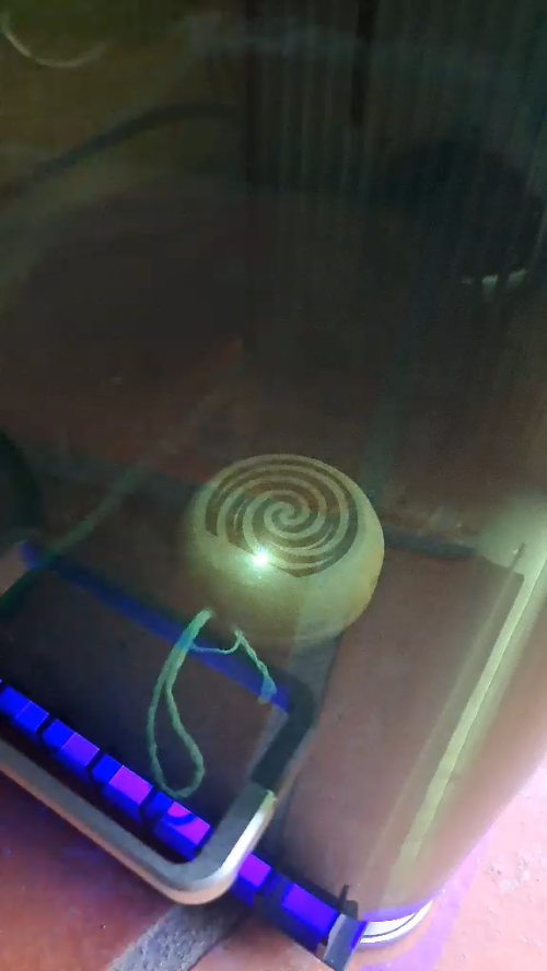 [Laser cut and engrave] Ornement rond en bois avec motif de spirale celtique