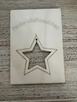[Laser cut and engrave] Holzanhänger Stern mit Frohe Weihnachten Schriftzug