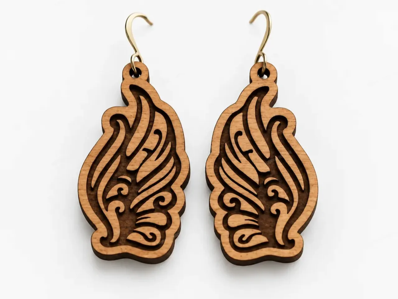 [Laser cut and engrave] Wooden Wing Dangle Earrings with Intricate Filigree Detail