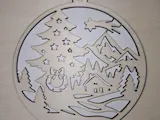 [Laser cut and engrave] Addobbo natalizio rotondo con paesaggio montano innevato e albero di Natale
