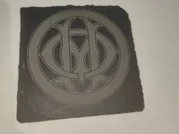[Laser cut and engrave] Sous-verre carré en ardoise avec monogramme