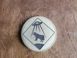 [Laser cut and engrave,Screen printing] Antique Brass Coin Featuring Eye of Horus and Egyptian Pyramid Motifs