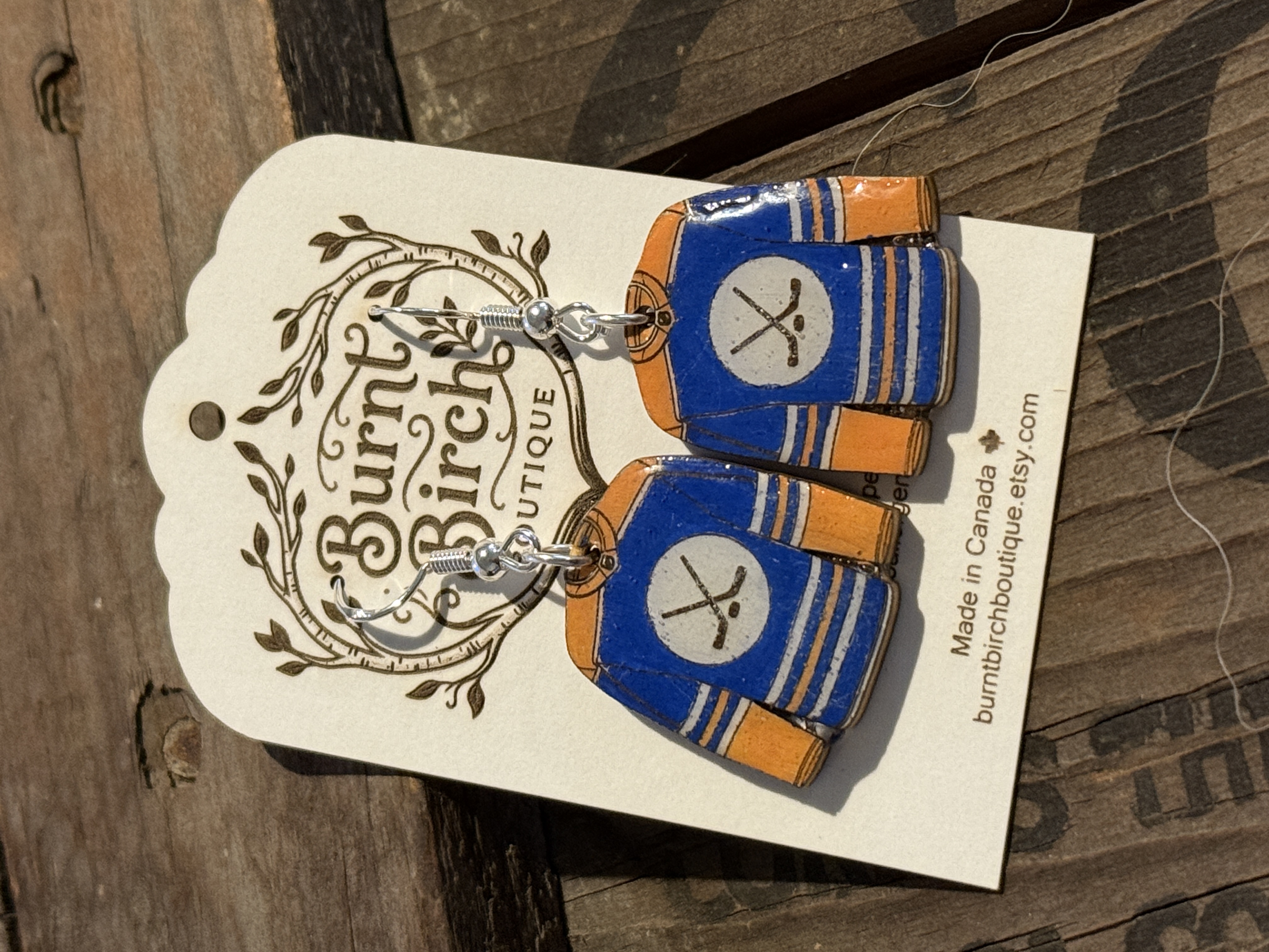 [Laser cut and engrave] Hockey Jersey Dangle Earrings