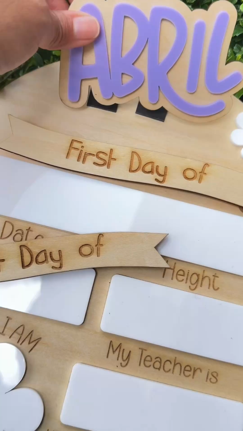 [Laser cut and engrave] Personalized First and Last Day of School Milestone Board