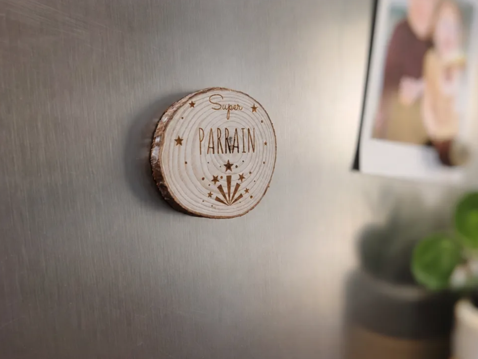 Magnet "Super Parrain" en Bois Brut | Godfather Wood Slice Magnet / Coaster