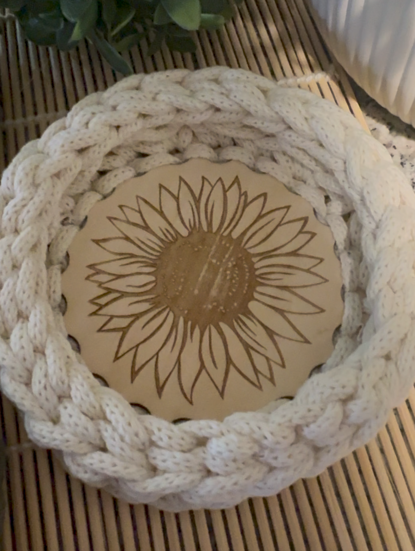 [Laser cut and engrave] Sunflower Motif Wooden Coaster in Olive Green Crochet Basket